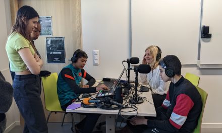 Radio Ecoles : Promenade sonore au collège Lucie Aubrac, Grenoble.